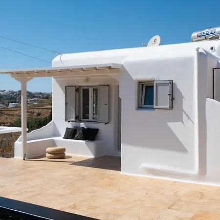 Little Amid Super Paradise-jackieo' Mykonos سوبر بارادايس بيتش
